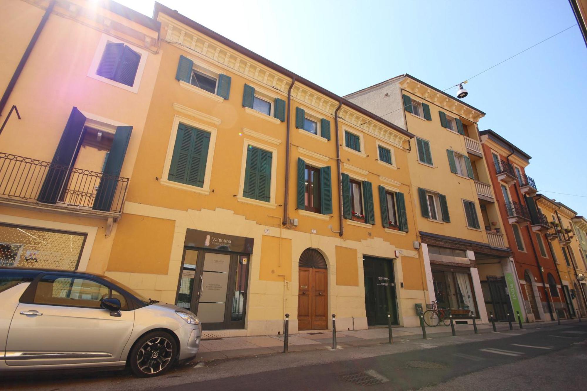 Vr Casa Di Mezzo Apartment *